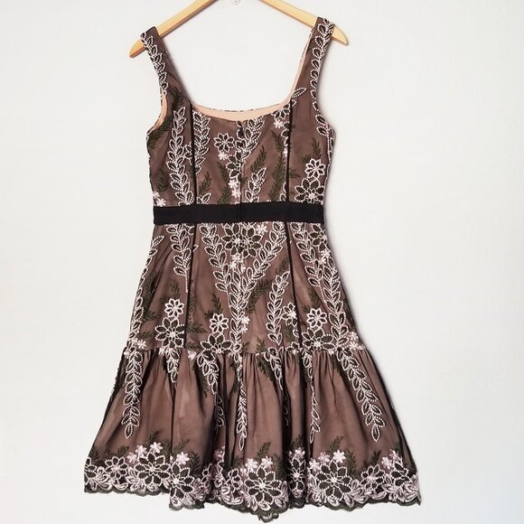 Harlyn Lace Overlay Floral Embroidered Fit Flared Dress S Square Neck Scallop - Picture 4 of 16